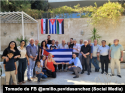 Personal diplomático de la Embajada de Cuba en Damasco, Siria, durante un evento el 28 de septiembre de 2024, meses antes de la caída de Assad.