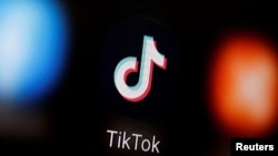 Los abogados de TikTok y la empresa matriz ByteDance se enfrentarán al Departamento de Justicia en un tribunal de Washington. REUTERS/Dado Ruvic/Ilustración